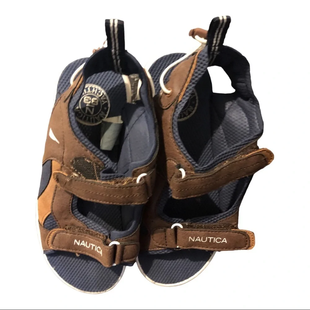 4pairs Boy size 1 shoe bundle -Nautica Polo‎ Skechers